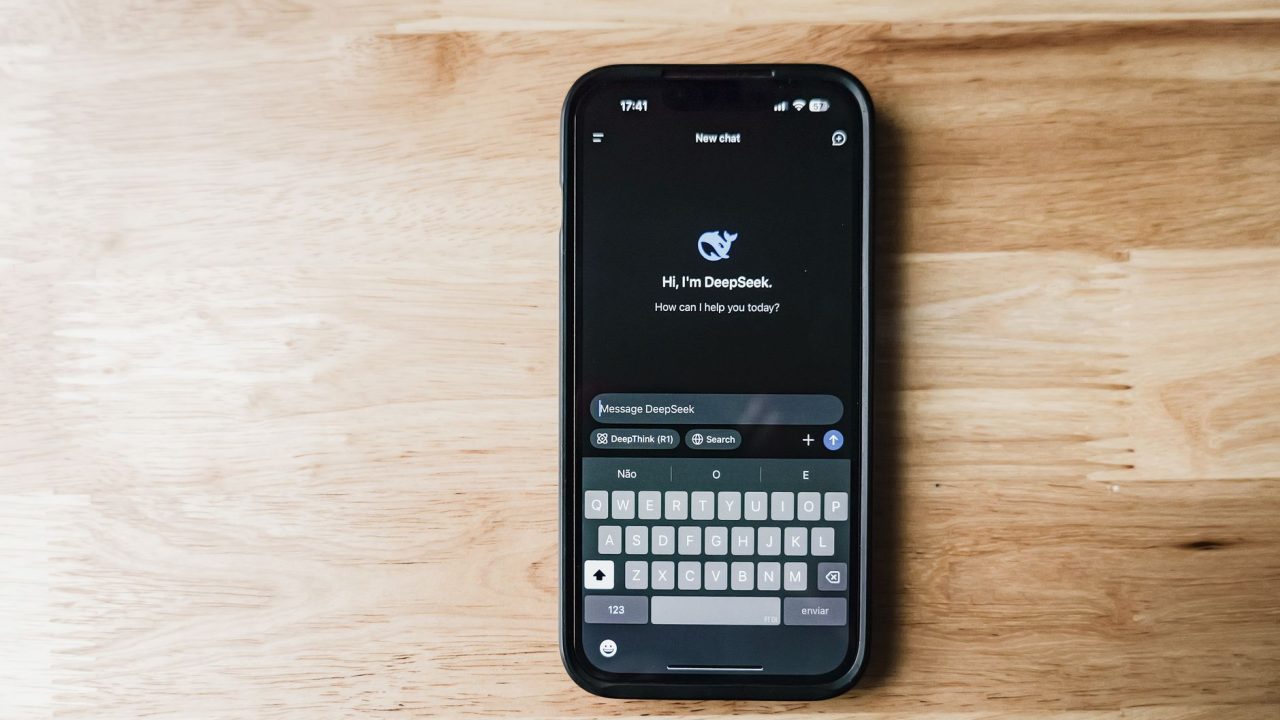 จาก chatbot ธรรมดา สู่ AI ที่ทำงานแทนเราได้ — เราเติมอะไรเข้าไปบ้าง?