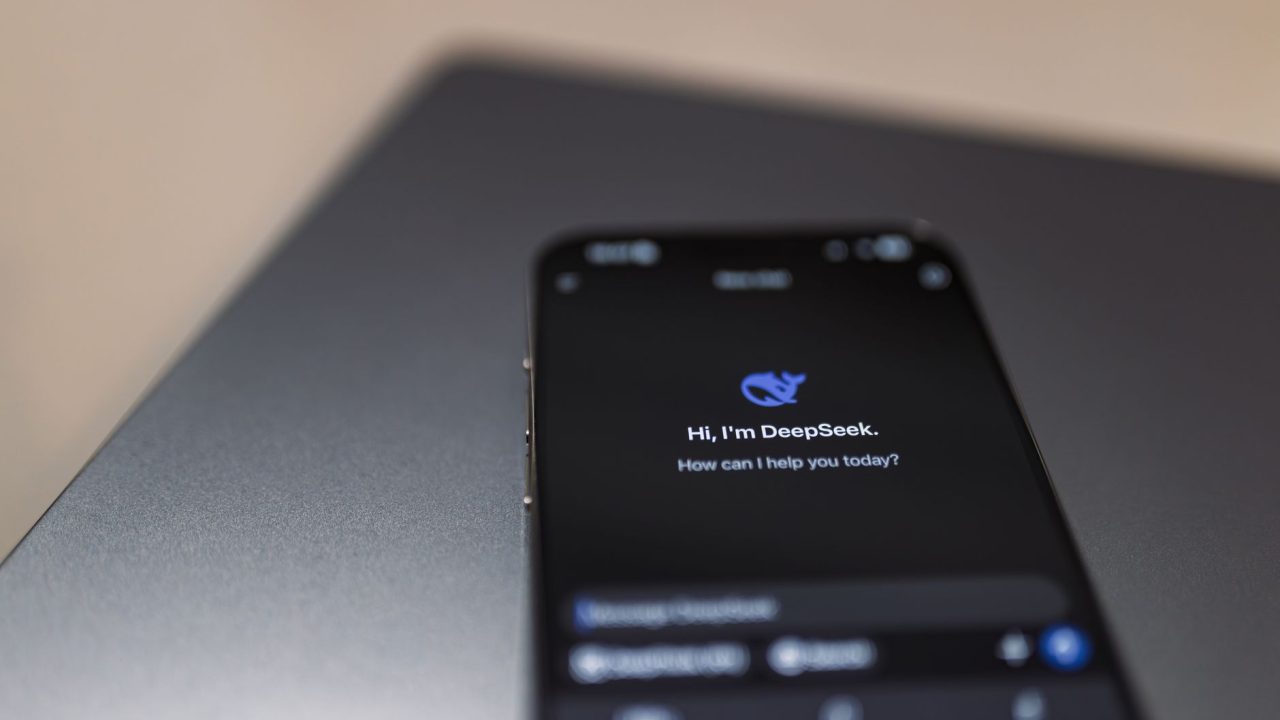 I Almost Built a DeepSeek Agent That Silently Lost Its Brain—Here's What I Learned